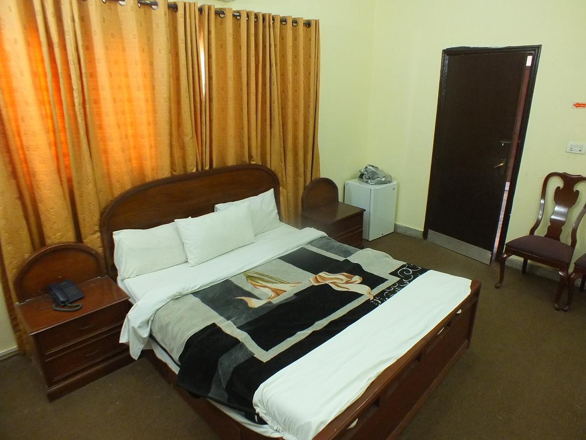 Capetown Guest House Islamabad Ngoại thất bức ảnh
