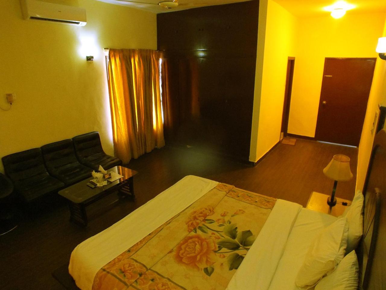 Capetown Guest House Islamabad Ngoại thất bức ảnh